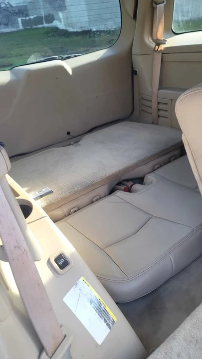 2006 Cadillac SRX - Image 6 of 7