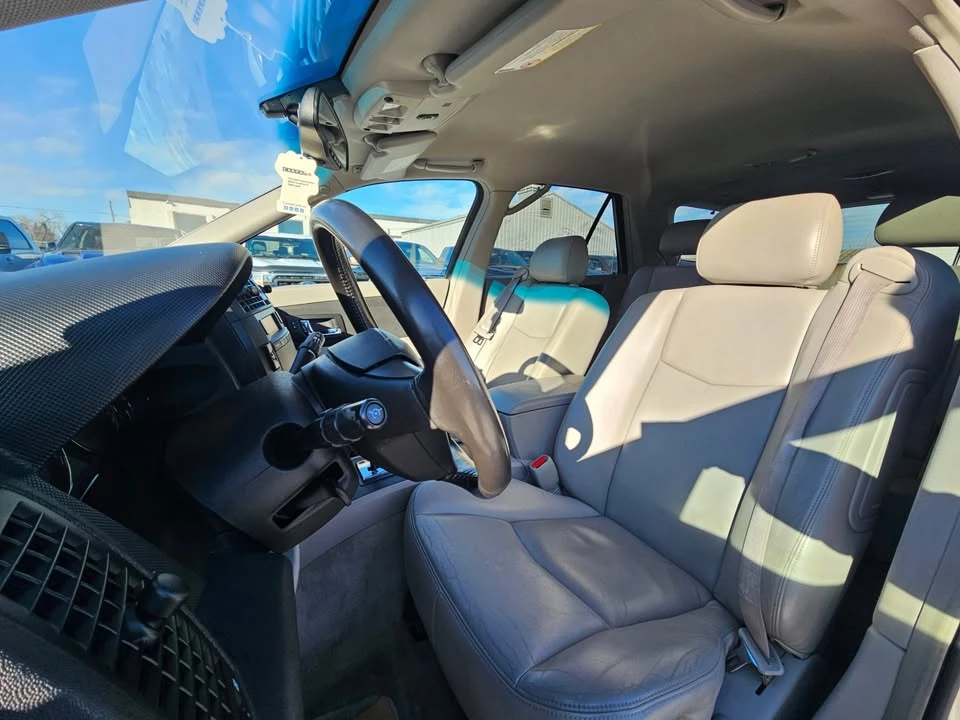 2006 Cadillac SRX - Image 9 of 20