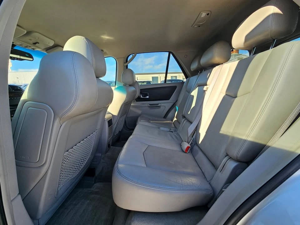 2006 Cadillac SRX - Image 11 of 20