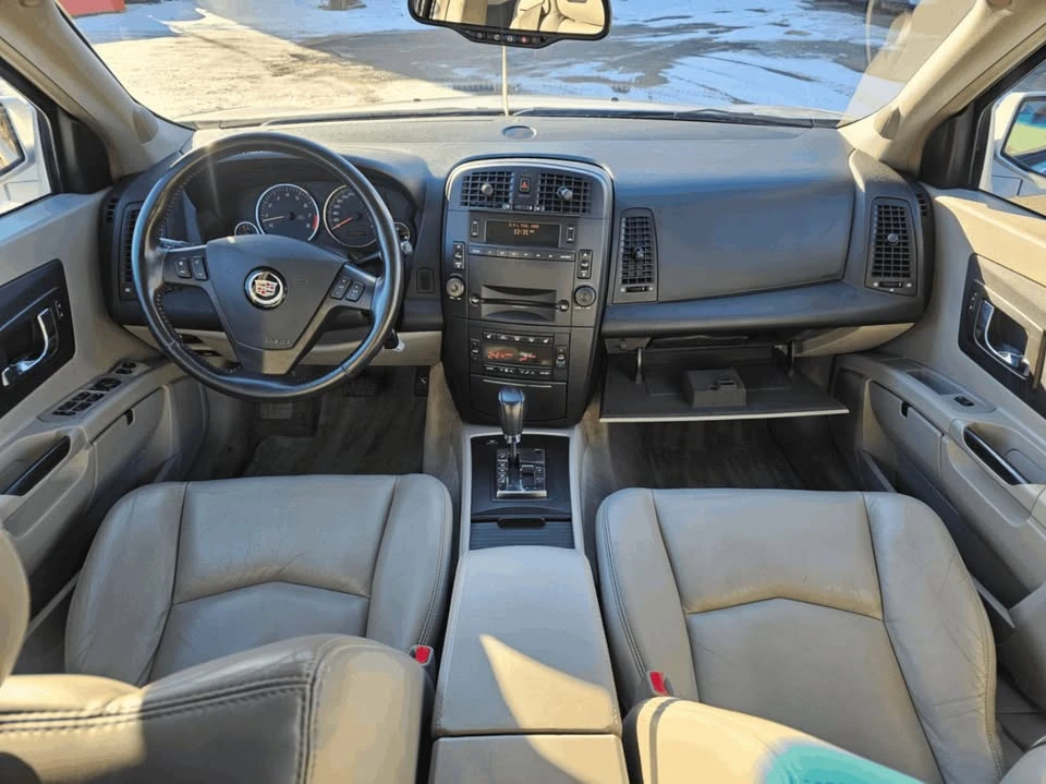 2006 Cadillac SRX - Image 15 of 20