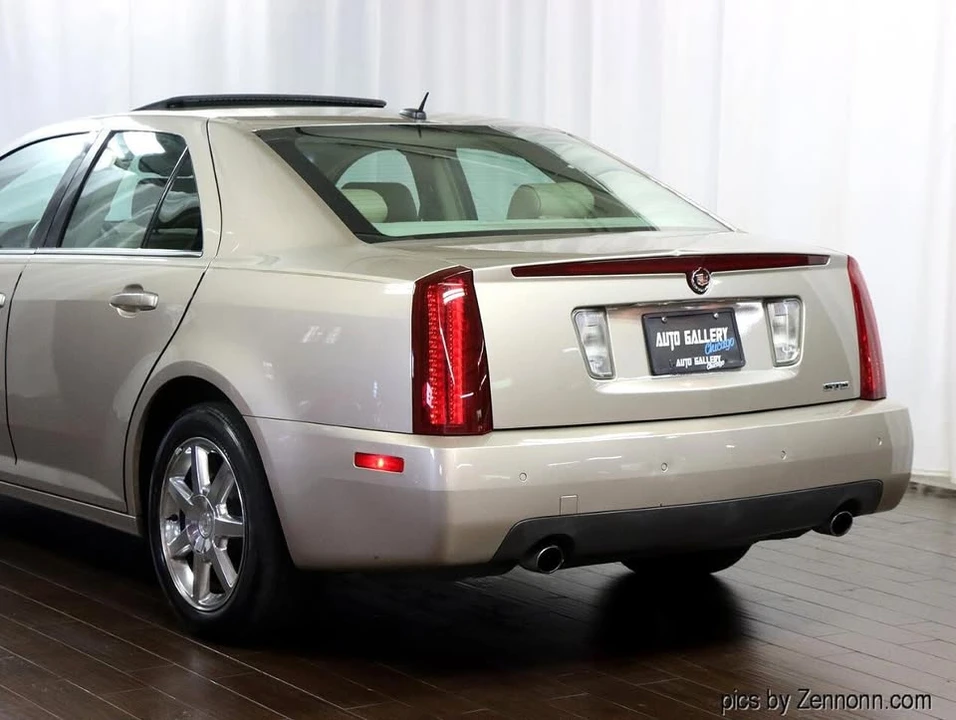 2006 Cadillac STS - Image 8 of 20