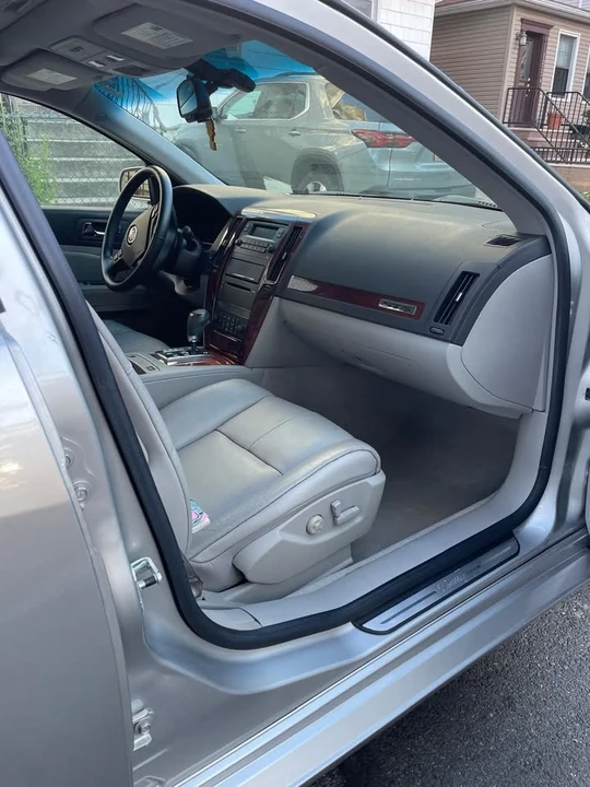 2006 Cadillac STS - Image 7 of 10