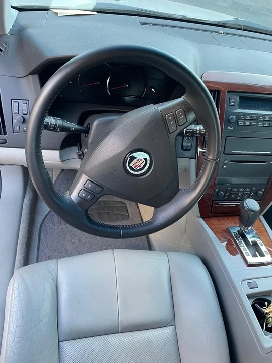 2006 Cadillac STS - Image 6 of 10