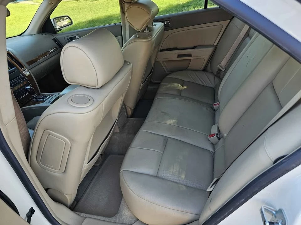 2006 Cadillac STS - Image 4 of 10