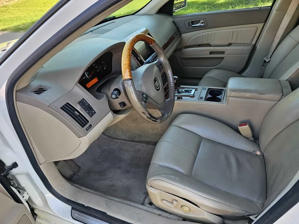 2006 Cadillac STS - Image 5 of 10
