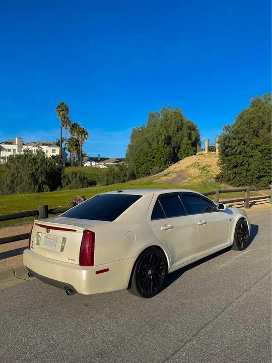 2006 Cadillac STS - Image 4 of 9
