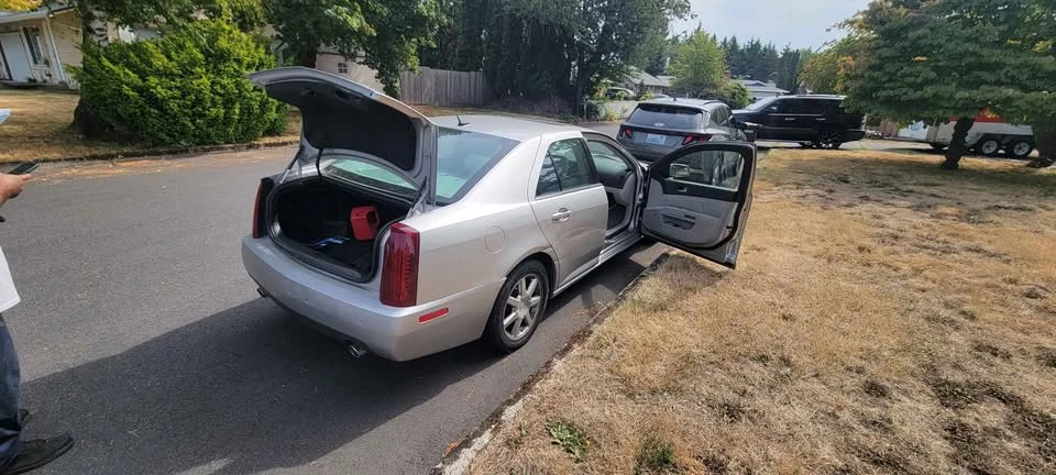 2005 Cadillac STS - Image 6 of 6