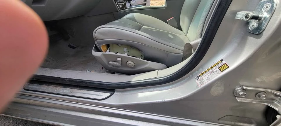 2005 Cadillac STS - Image 5 of 6