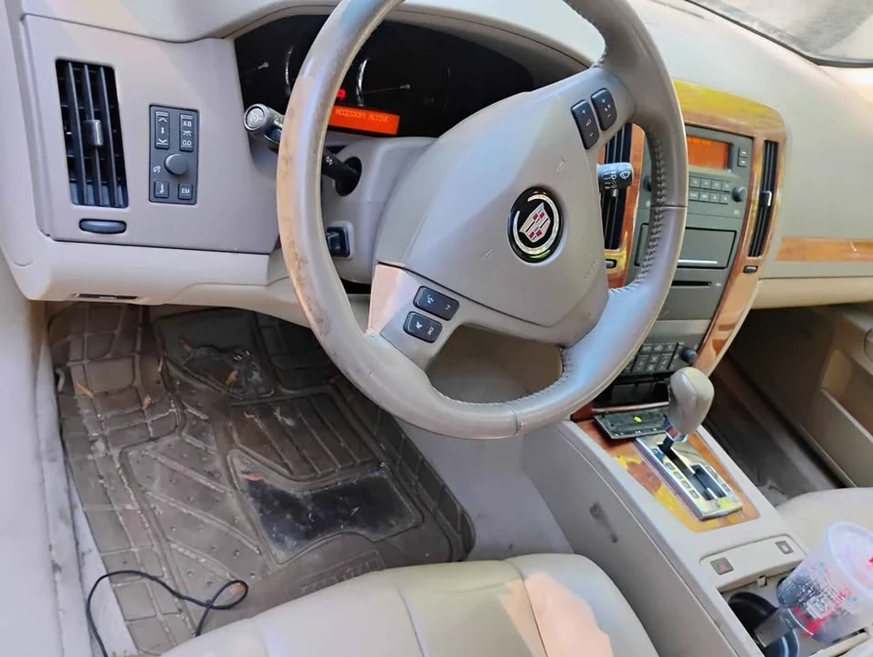 2006 Cadillac STS - Image 4 of 9