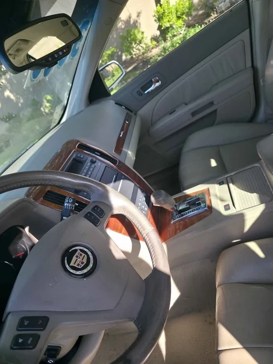 2006 Cadillac STS - Image 7 of 9