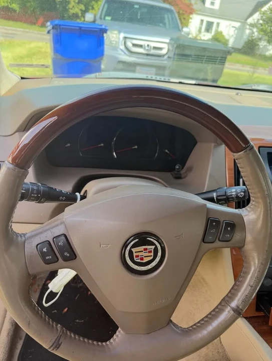 2006 Cadillac STS - Image 8 of 9