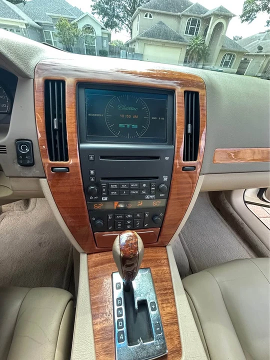 2006 Cadillac STS - Image 13 of 14