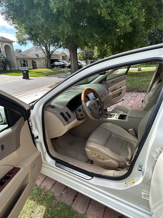 2006 Cadillac STS - Image 11 of 14