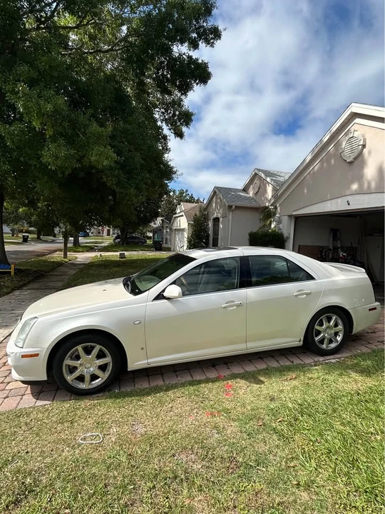 2006 Cadillac STS - Image 2 of 14
