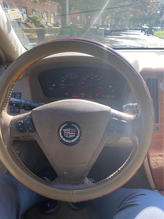 2006 Cadillac STS - Image 2 of 8