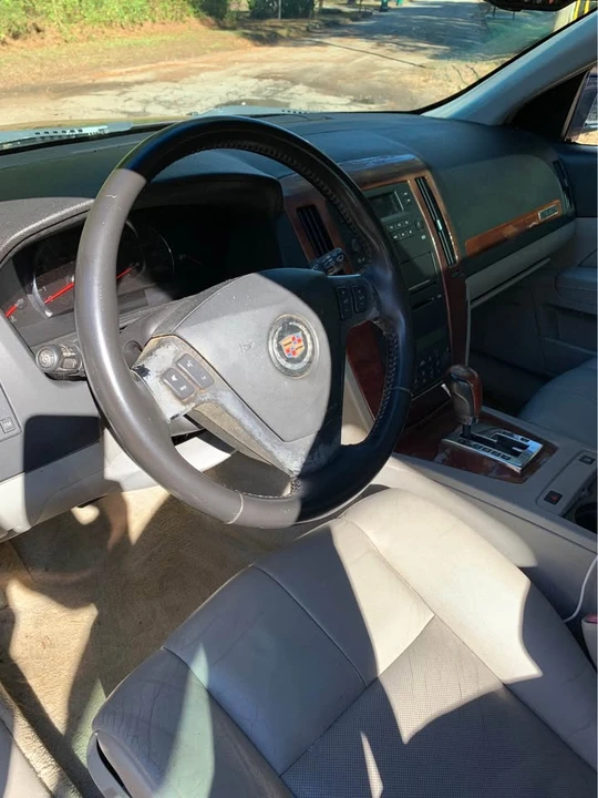 2006 Cadillac STS - Image 9 of 12