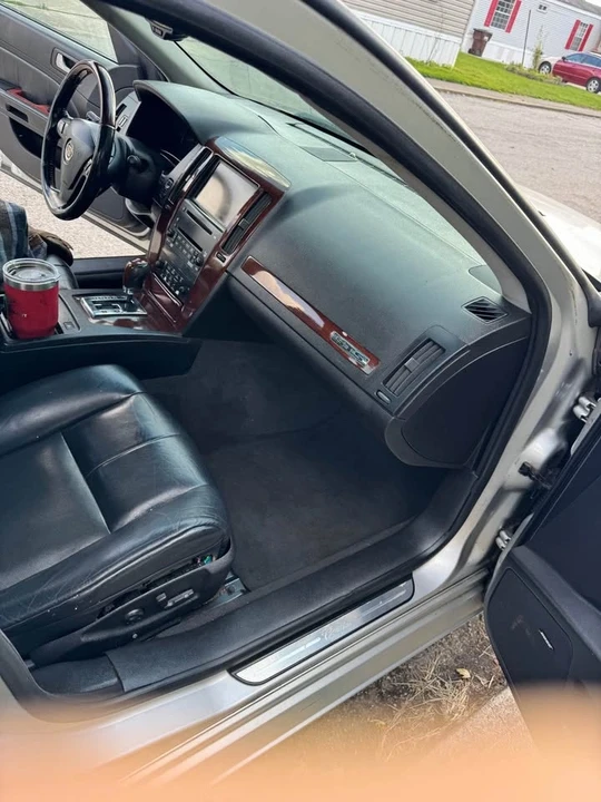 2006 Cadillac STS - Image 8 of 19