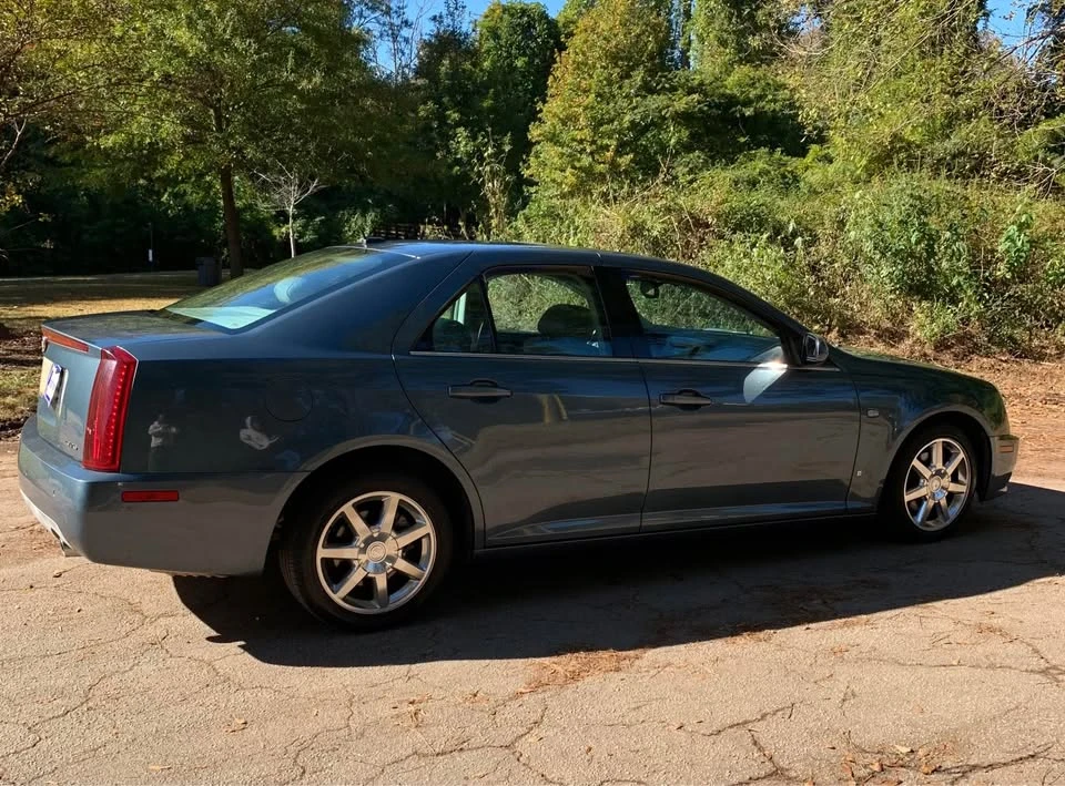 2006 Cadillac STS - Image 8 of 12