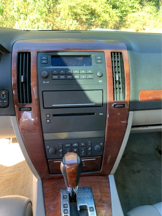 2006 Cadillac STS - Image 9 of 11