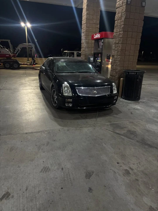 2006 Cadillac STS - Image 2 of 8