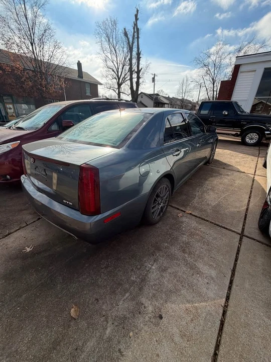 2006 Cadillac STS - Image 11 of 12