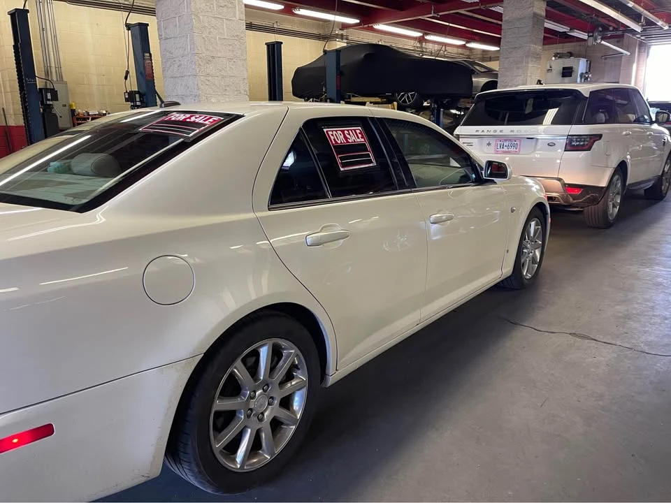 2006 Cadillac STS - Image 11 of 12