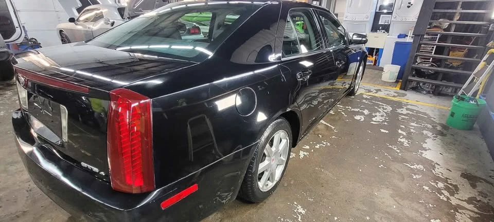 2006 Cadillac STS - Image 2 of 18