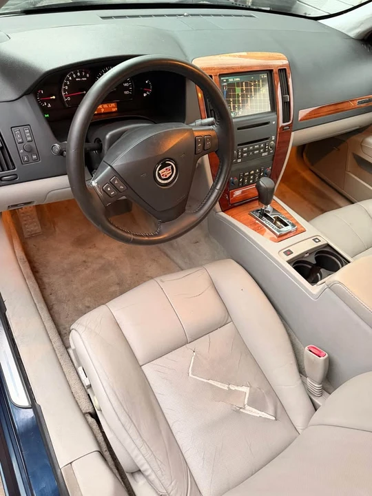2006 Cadillac STS - Image 9 of 12
