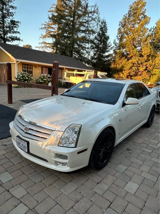 2006 Cadillac STS - Image 8 of 10