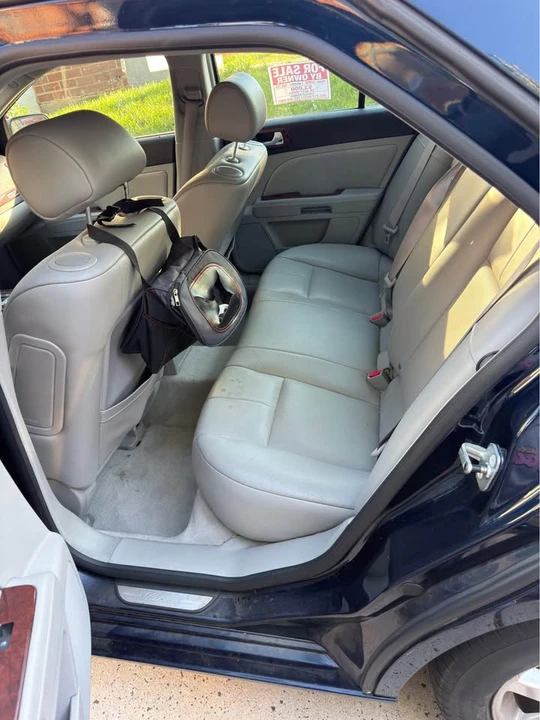 2006 Cadillac STS - Image 8 of 10