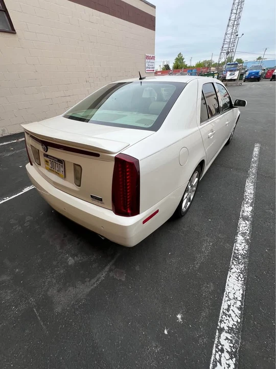 2006 Cadillac STS - Image 4 of 9