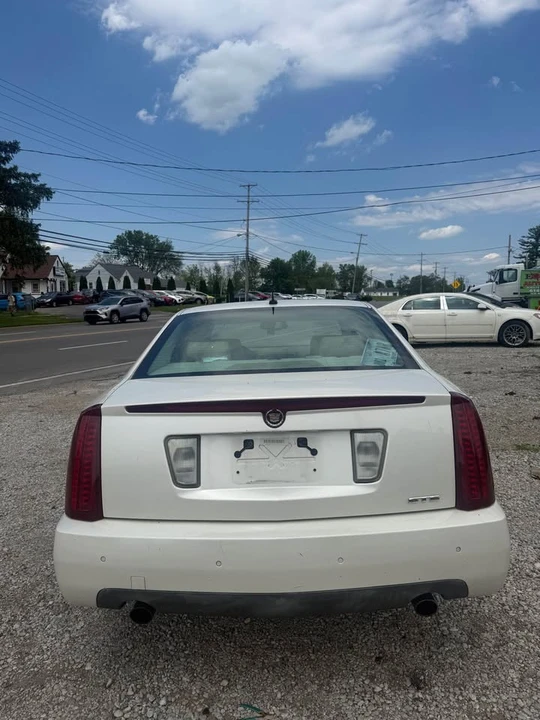 2006 Cadillac STS - Image 9 of 11