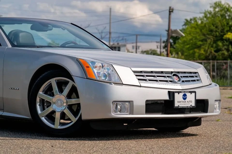 2006 Cadillac XLR - Image 19 of 20