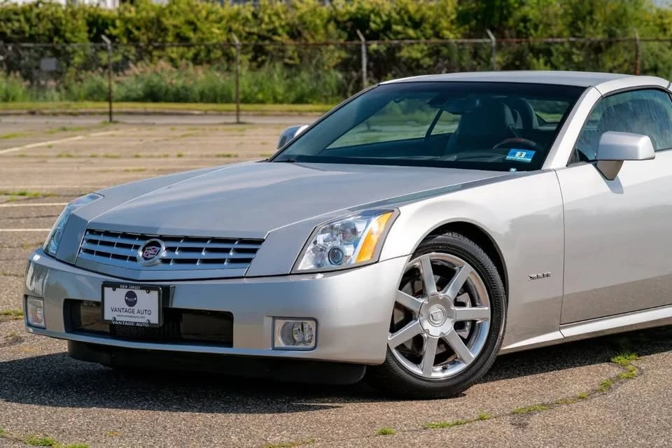 2006 Cadillac XLR - Image 16 of 20