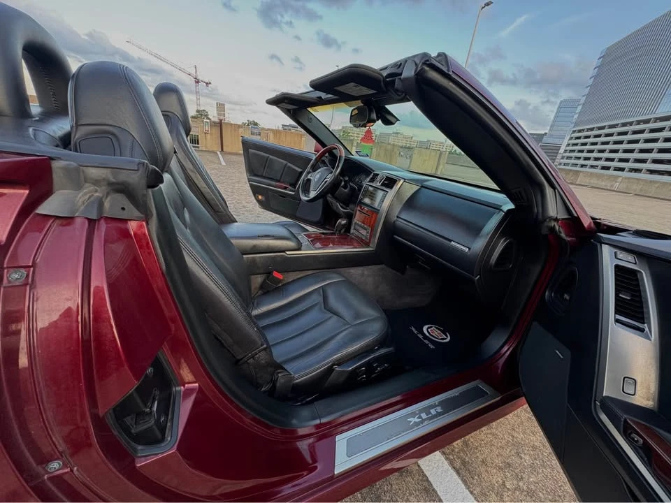 2006 Cadillac XLR - Image 10 of 20