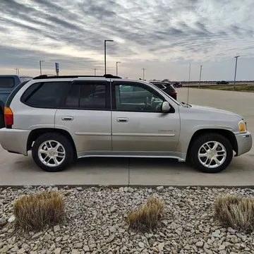 2006 GMC Envoy Denali