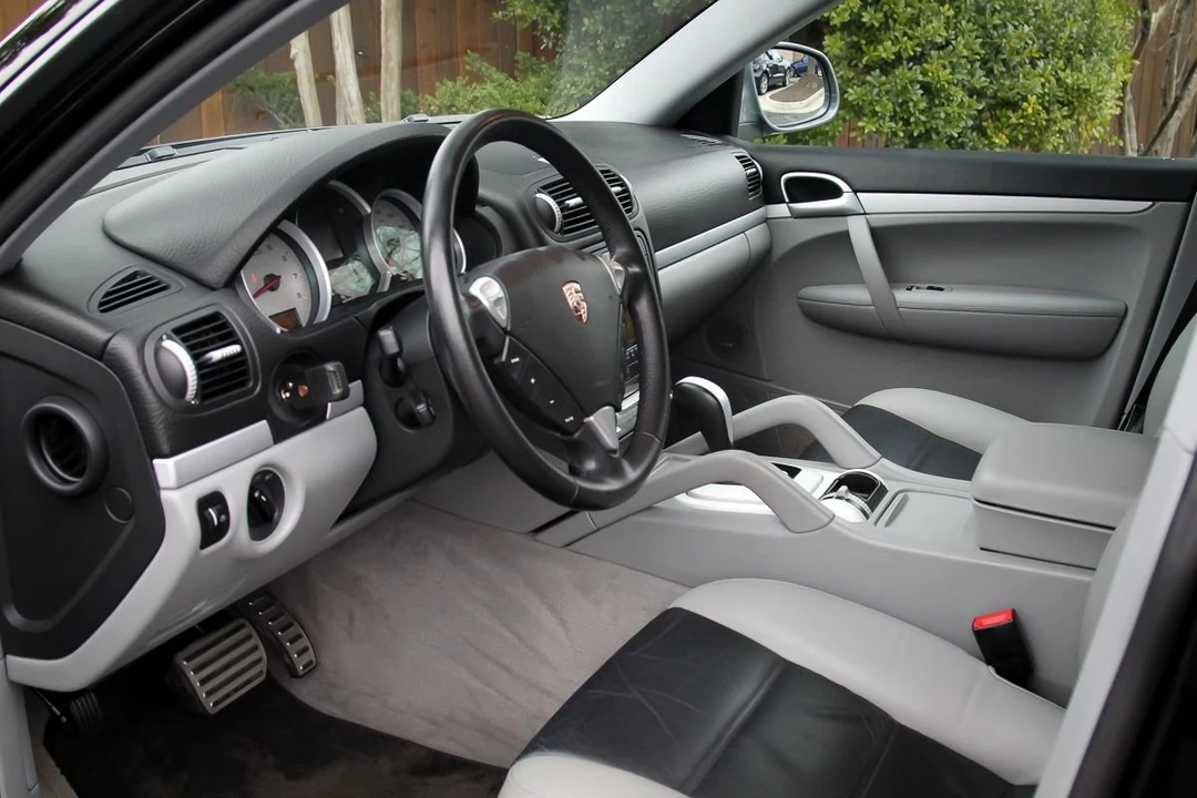 2006 Porsche 955/957 Cayenne S - Image 8 of 12