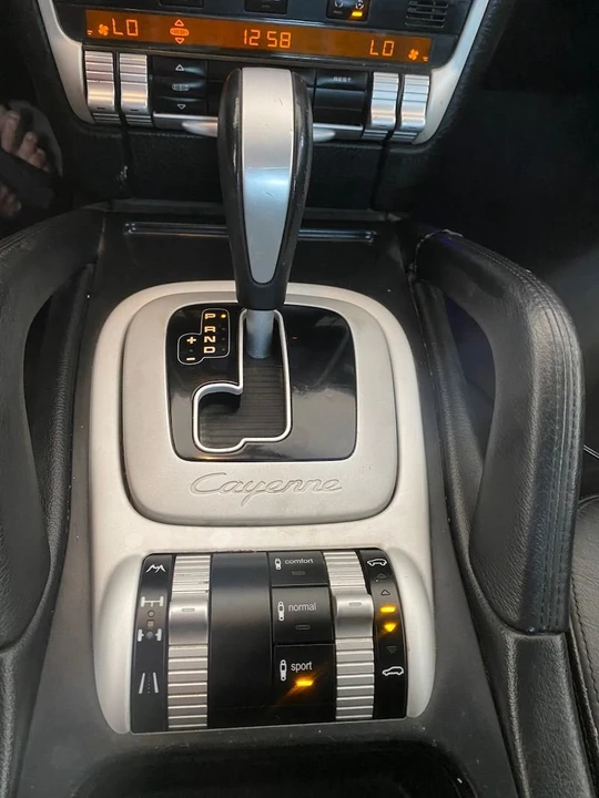 2006 Porsche 955/957 Cayenne S - Image 4 of 17