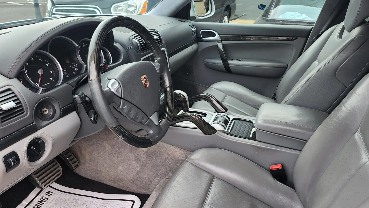 2006 Porsche 955/957 Cayenne Turbo - Image 3 of 7
