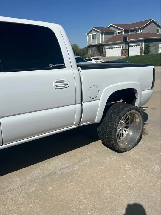 2006 Chevrolet Silverado 1st Gen - Image 2 of 11
