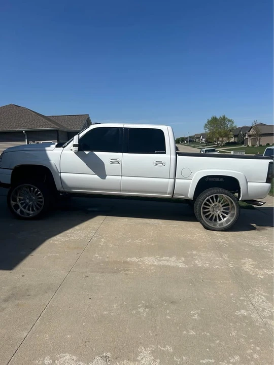 2006 Chevrolet Silverado 1st Gen - Image 10 of 11