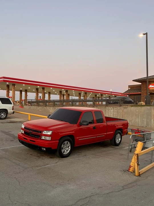 2006 Chevrolet Silverado 1st Gen - Image 2 of 11