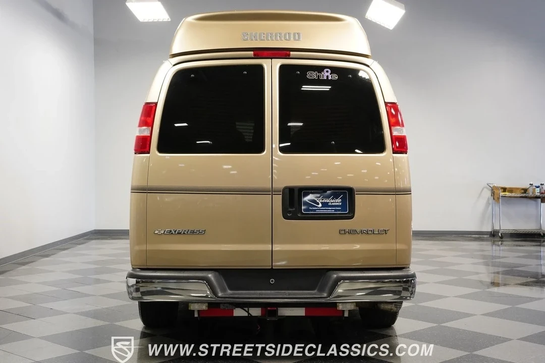 2006 Chevrolet Express - Image 11 of 12
