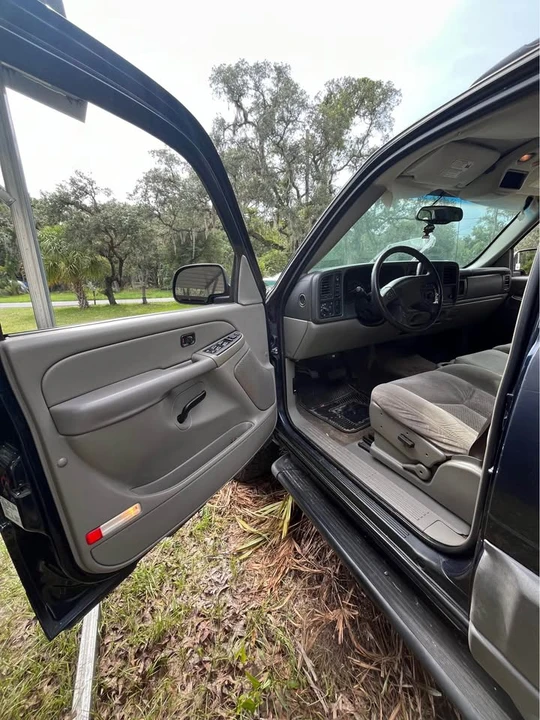 2006 Chevrolet Avalanche - Image 14 of 15
