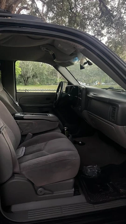 2006 Chevrolet Avalanche - Image 7 of 15