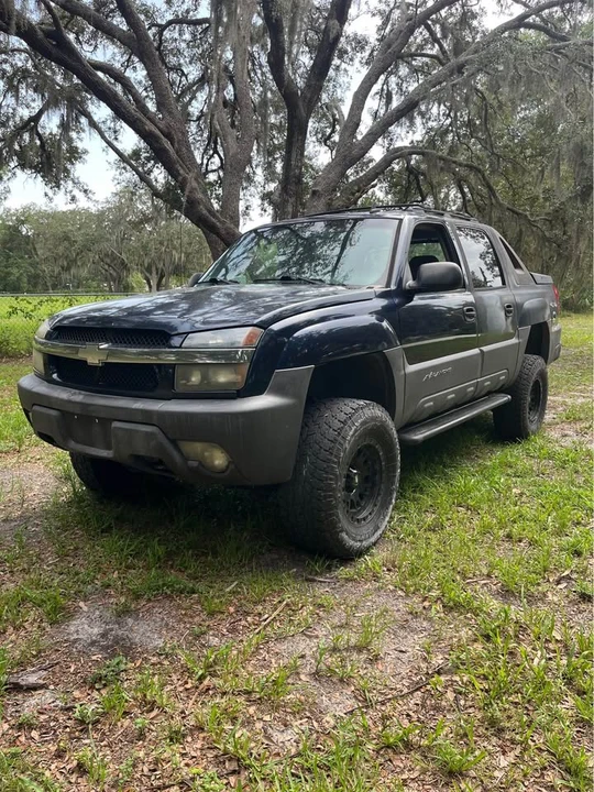 2006 Chevrolet Avalanche - Image 3 of 15