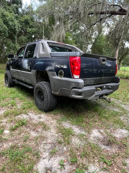 2006 Chevrolet Avalanche - Image 4 of 15