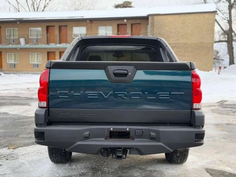 2006 Chevrolet Avalanche - Image 5 of 12
