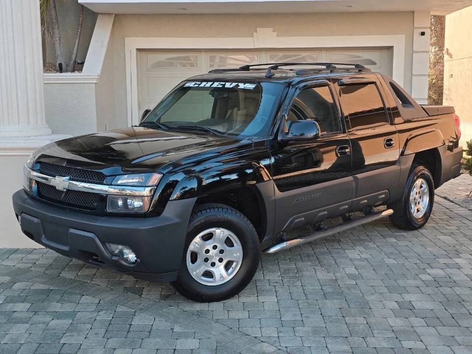2006 Chevrolet Avalanche - Image 3 of 21