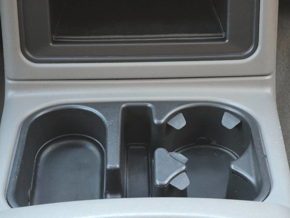 2006 Chevrolet Avalanche - Image 16 of 21